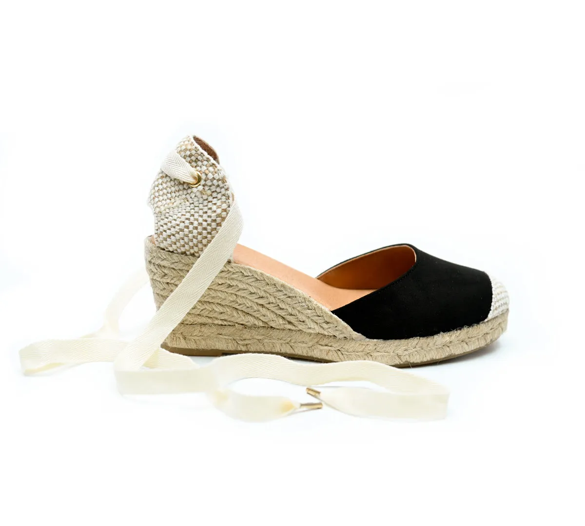 Jimena Black Medium Wedge Laces