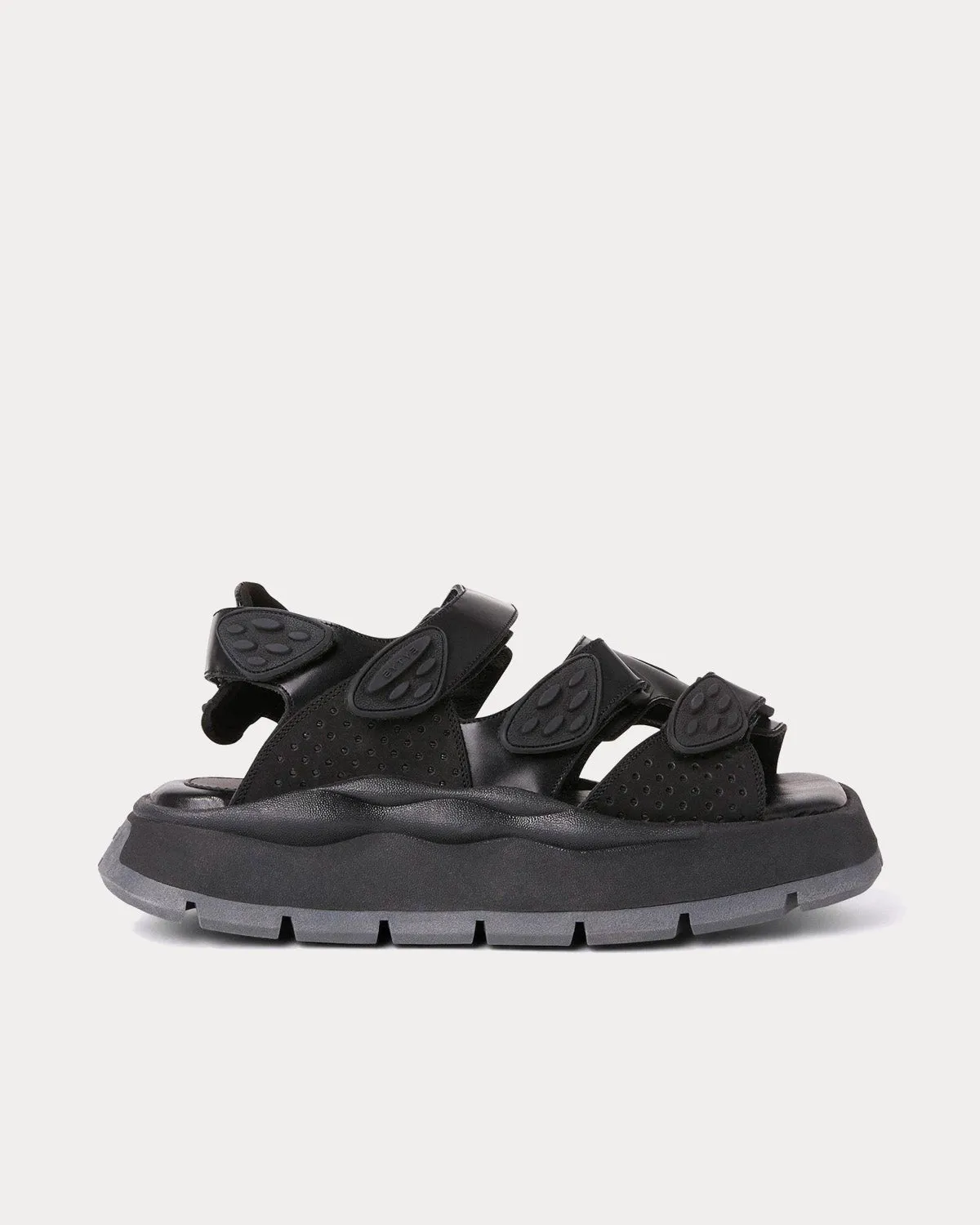 Quest Black Sandals
