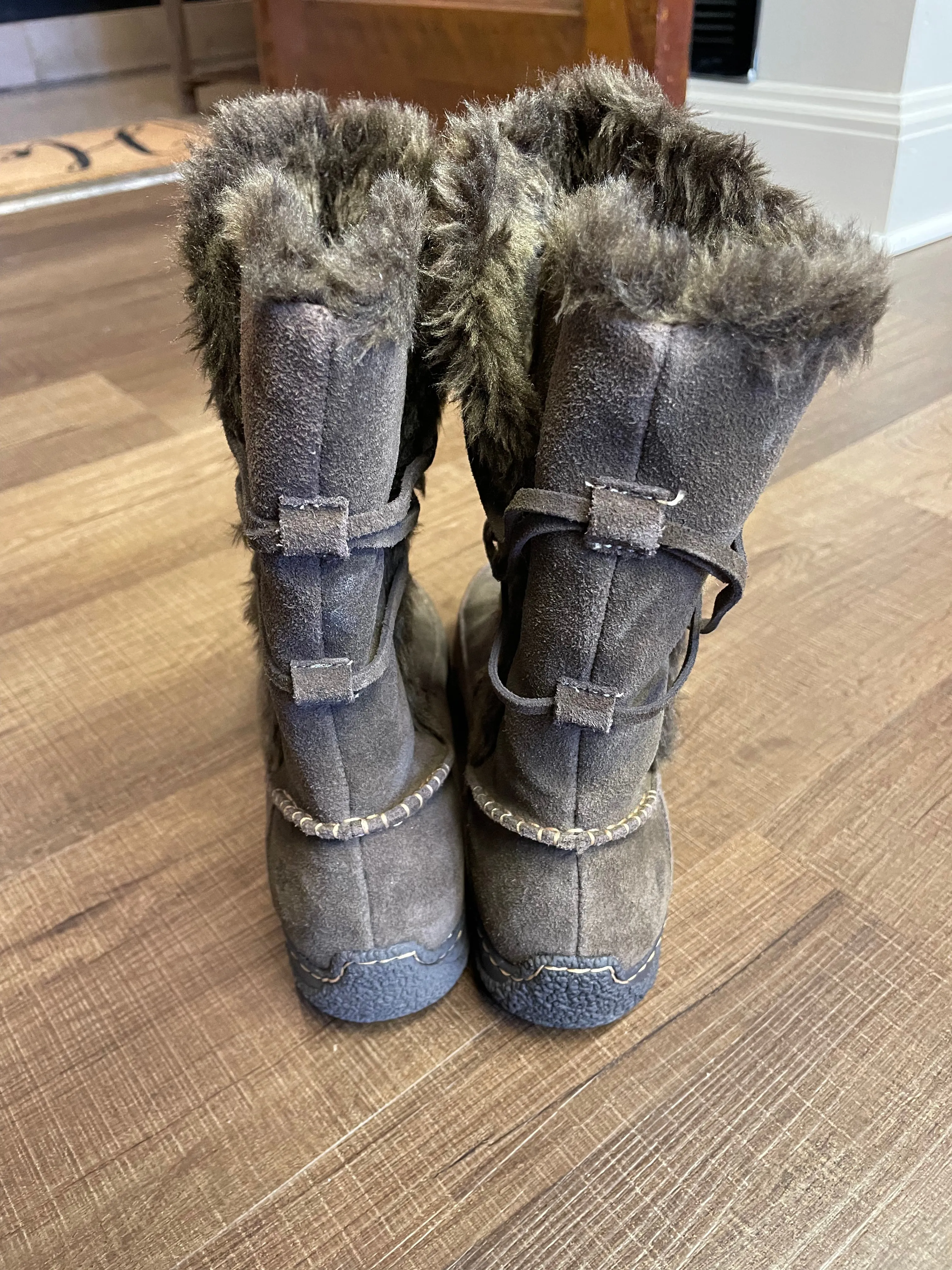Ruff Hewn Powderhorn Fur Lined Boot (8.5M)
